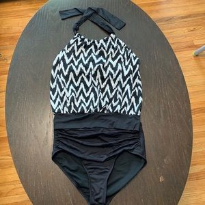 NWOT Chevron Tankini Dreamsuit